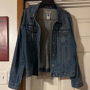 GAP Women's Classic Blue Denim Jacket